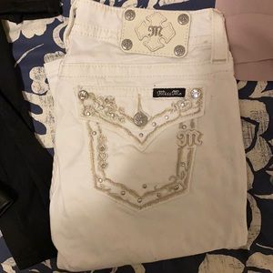 Miss Me jeans like new! White bootcut!